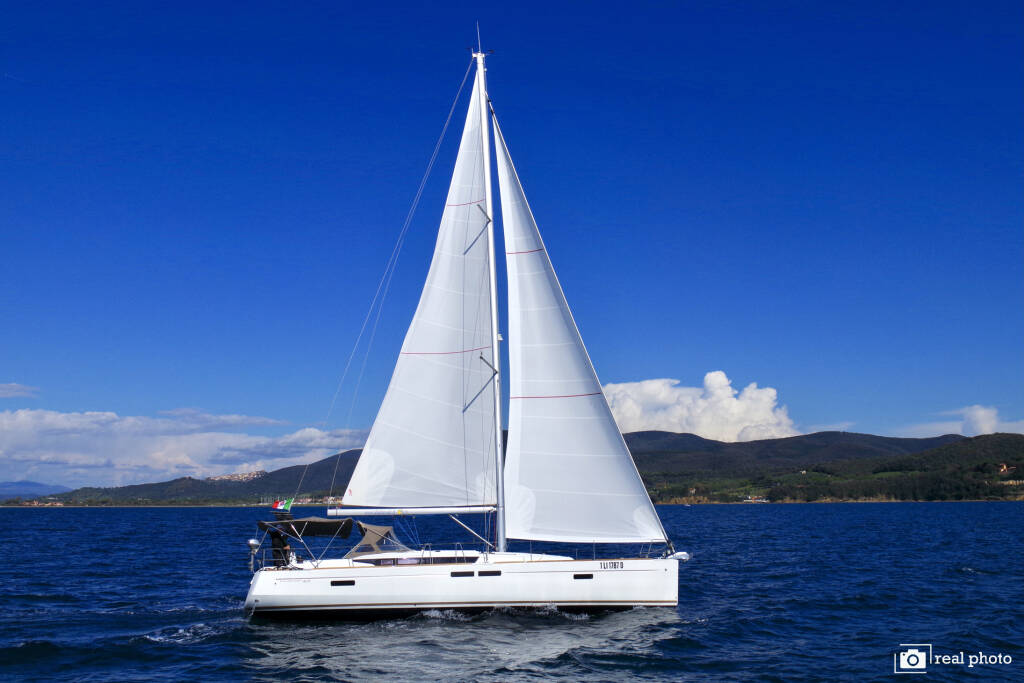 Sun Odyssey 469 Idra -  Solar Panel
