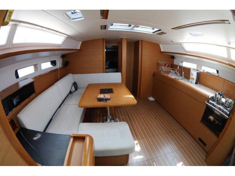 Sun Odyssey 469 BLUE HEAVEN