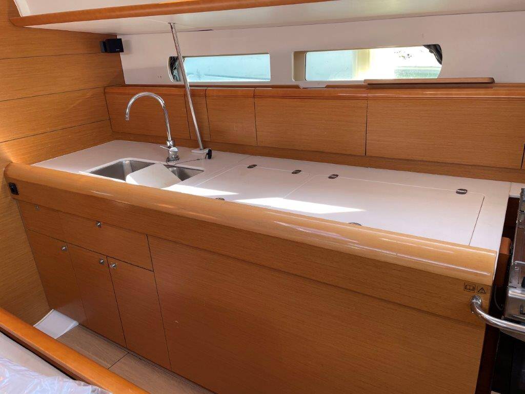 Sun Odyssey 469 ELECTRA
