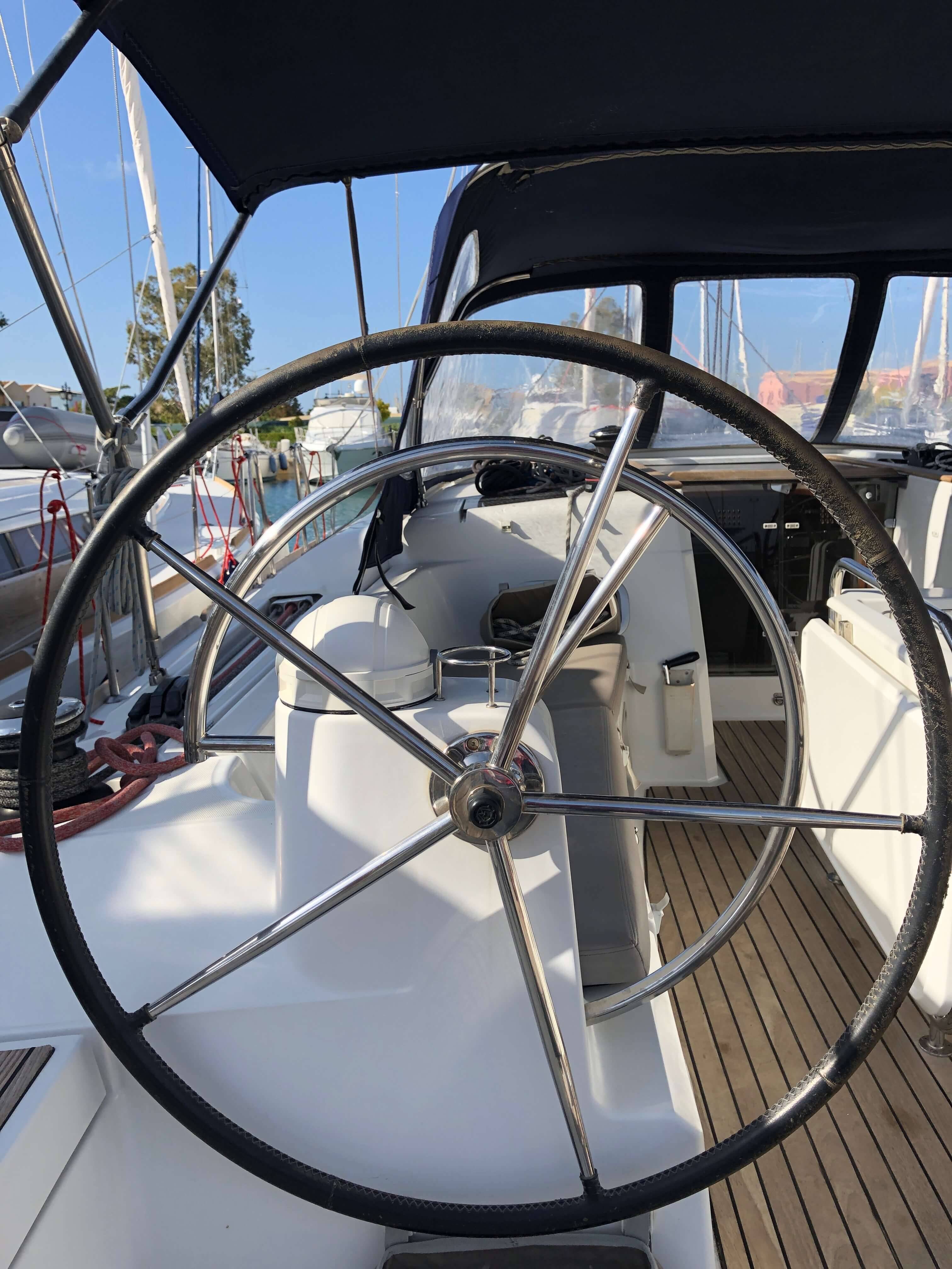 Sun Odyssey 469 Scooby Doo