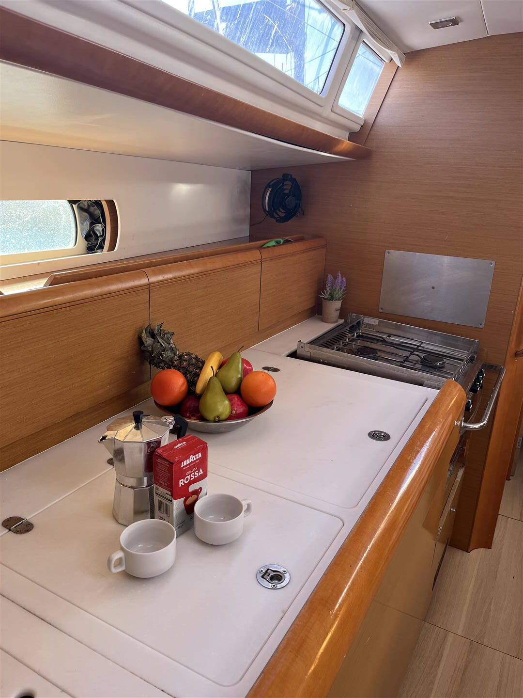 Sun Odyssey 469 Scooby Doo