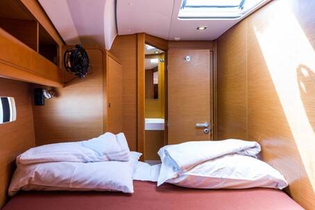 Sun Odyssey 469 Tintabella