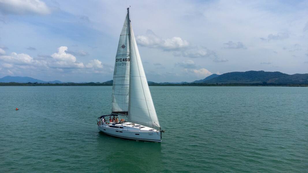 Sun Odyssey 469 Aurora Belle