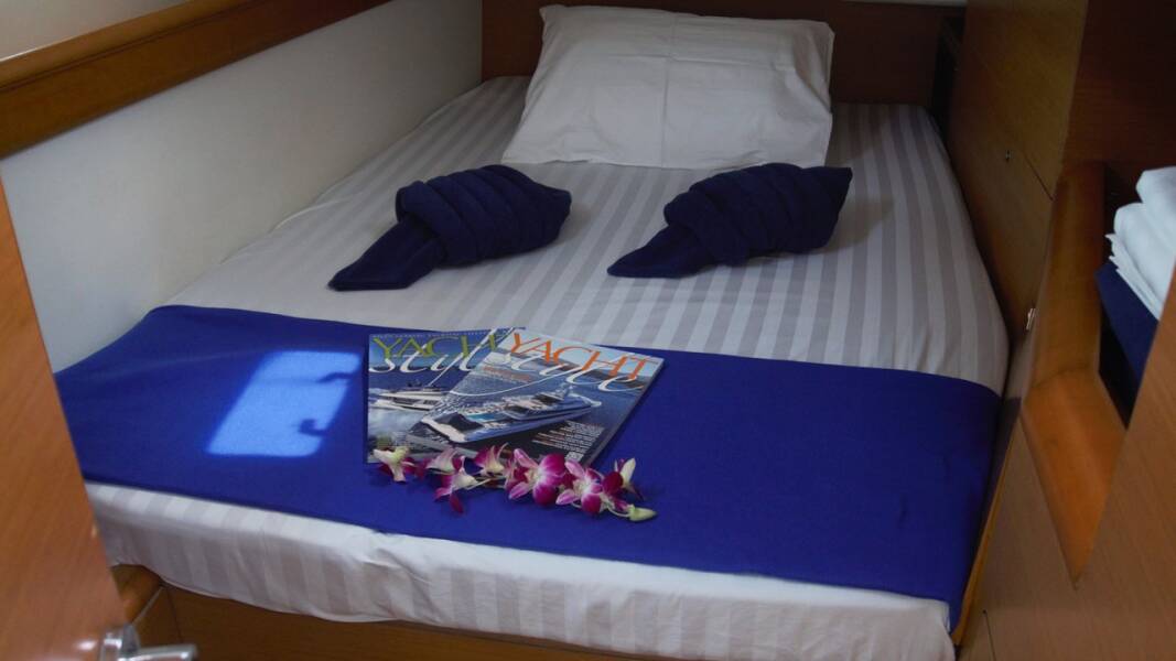 Sun Odyssey 469 Aurora Belle