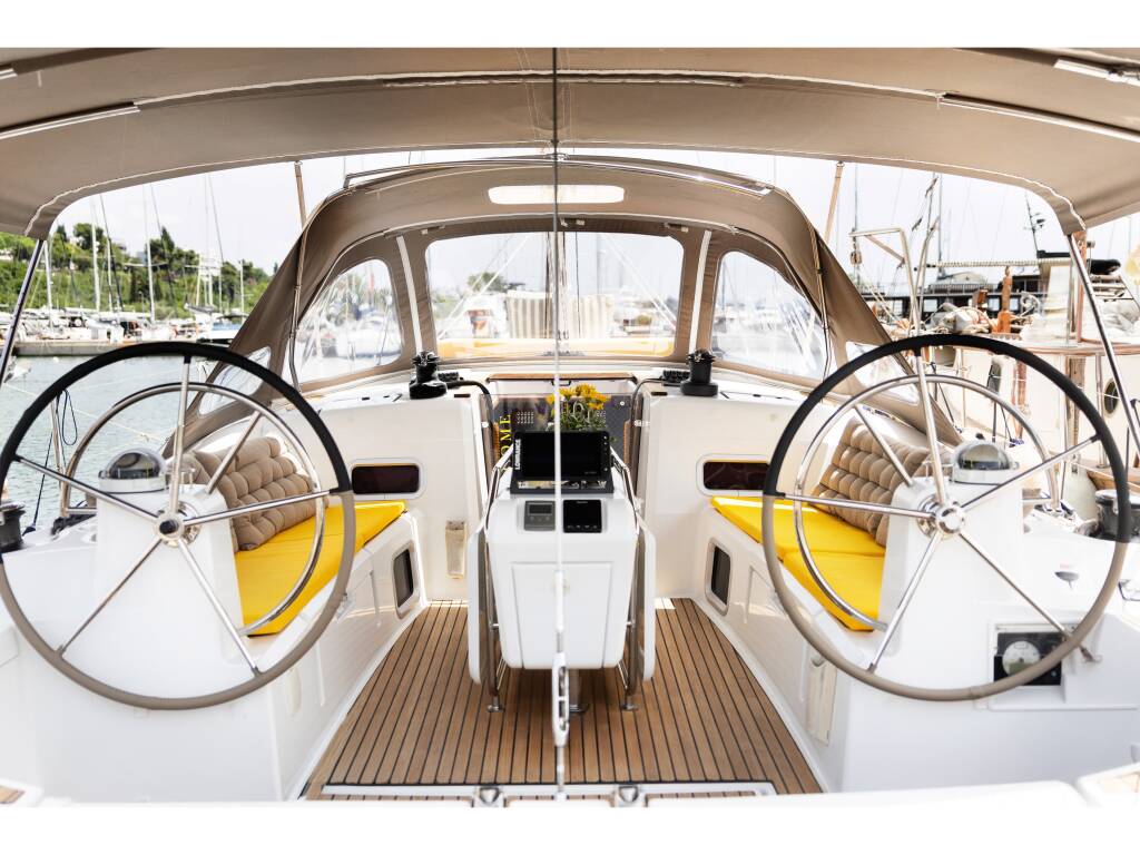 Sun Odyssey 469 Lemon