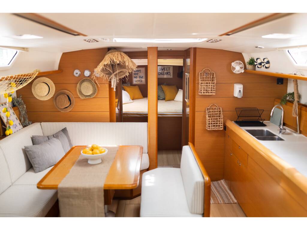 Sun Odyssey 469 Lemon