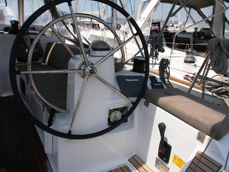 Sun Odyssey 479 Sky Selin