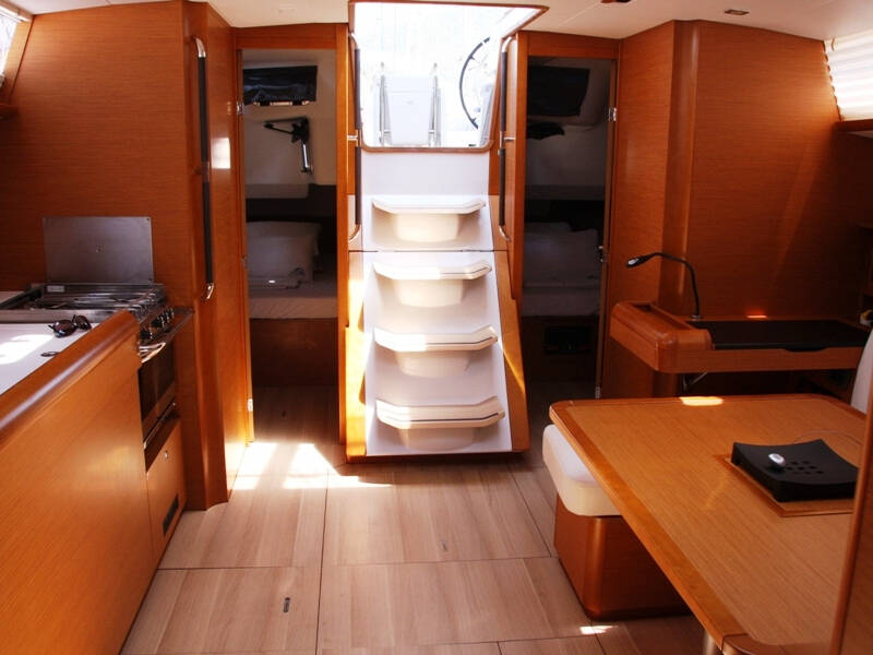 Sun Odyssey 479 Sky Selin
