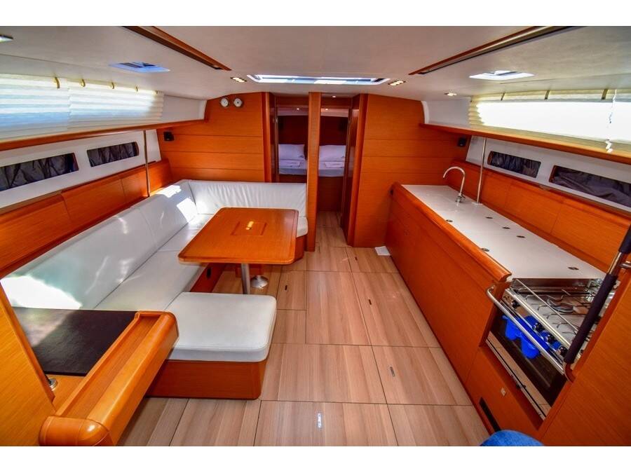 Sun Odyssey 479 Sky Selin