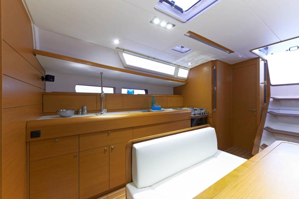 Sun Odyssey 479 Joy