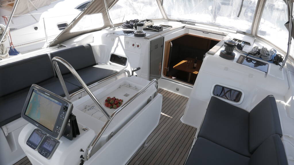 Sun Odyssey 479 Manci