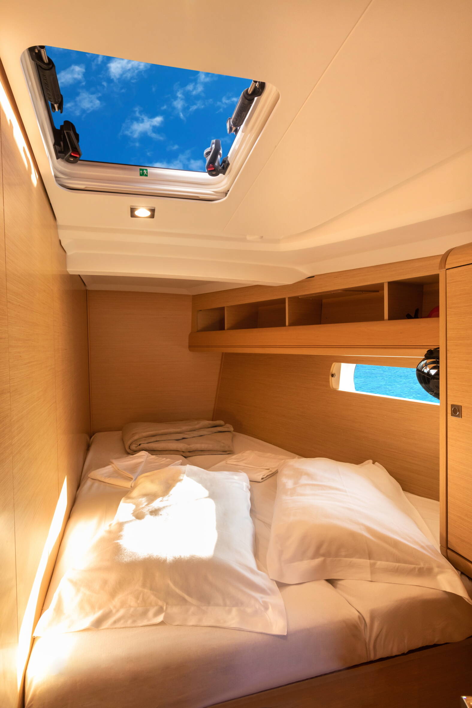 Sun Odyssey 479 Chandra - Standard line