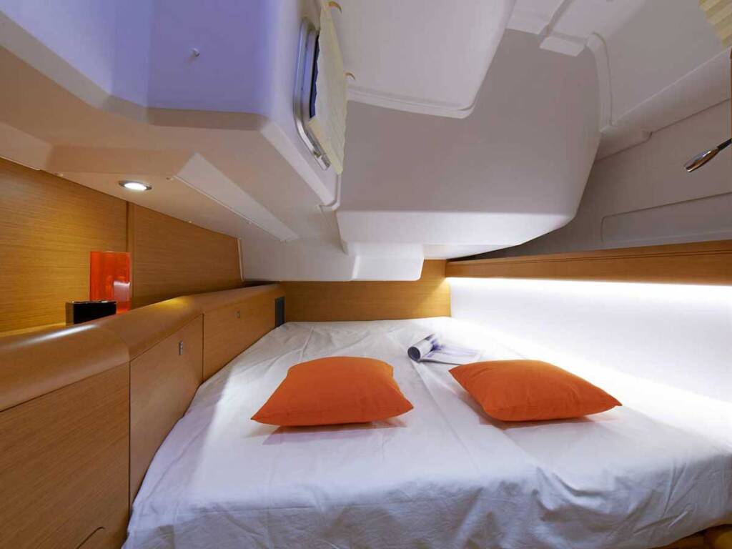 Sun Odyssey 479 Lucky Rain