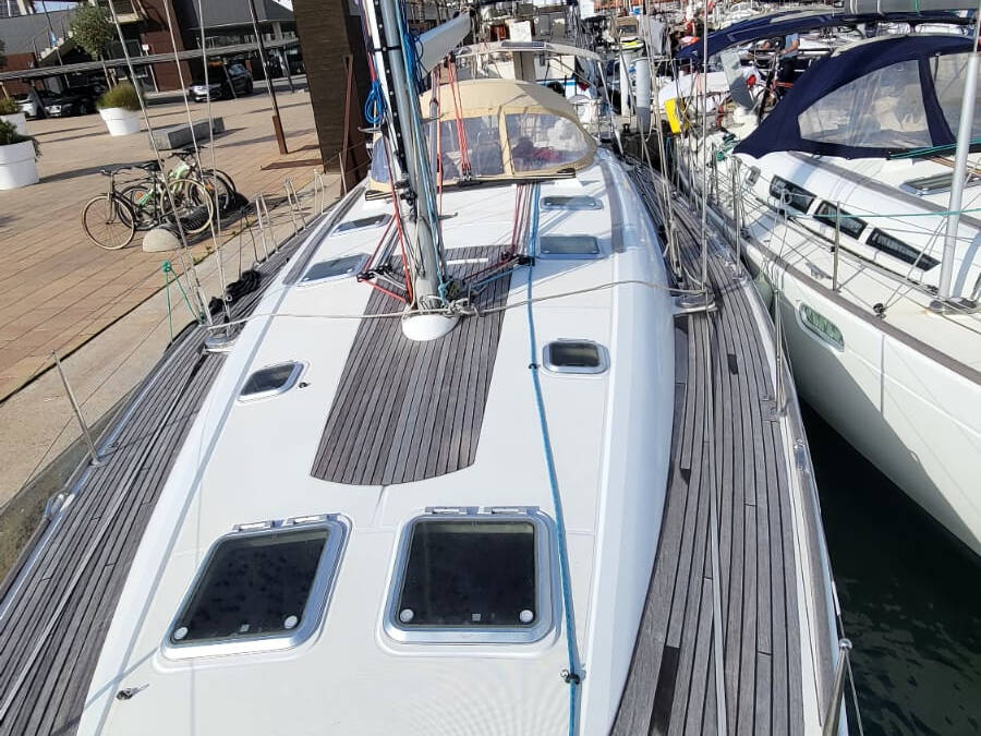 Sun Odyssey 49 Performance Vivanita