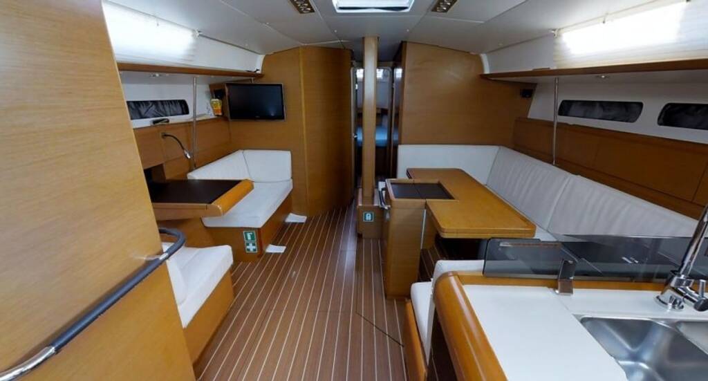 Sun Odyssey 49 Corcho XVI