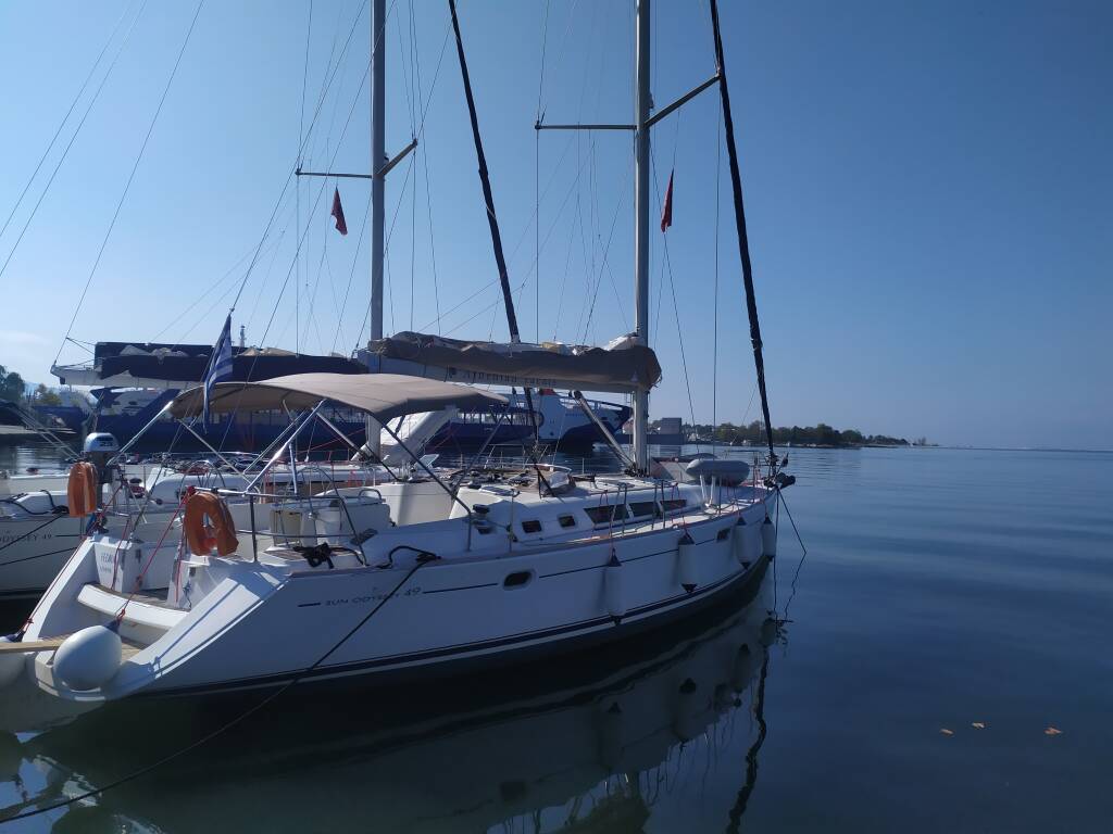 Sun Odyssey 49 Lito