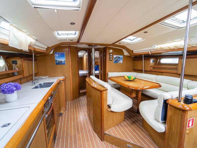 Sun Odyssey 49 
