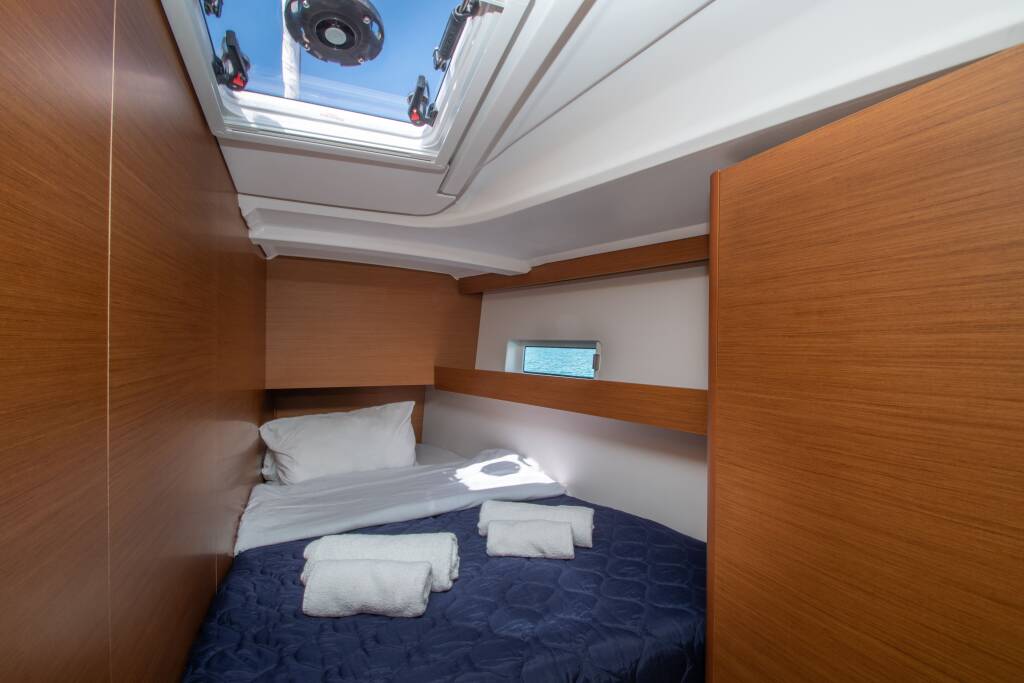 Sun Odyssey 490 4 cabins KNOT