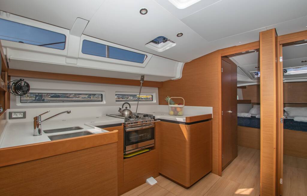 Sun Odyssey 490 4 cabins KNOT