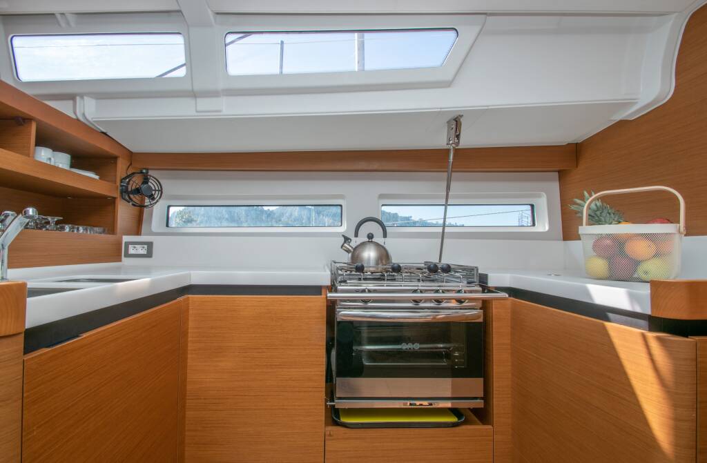 Sun Odyssey 490 4 cabins KNOT