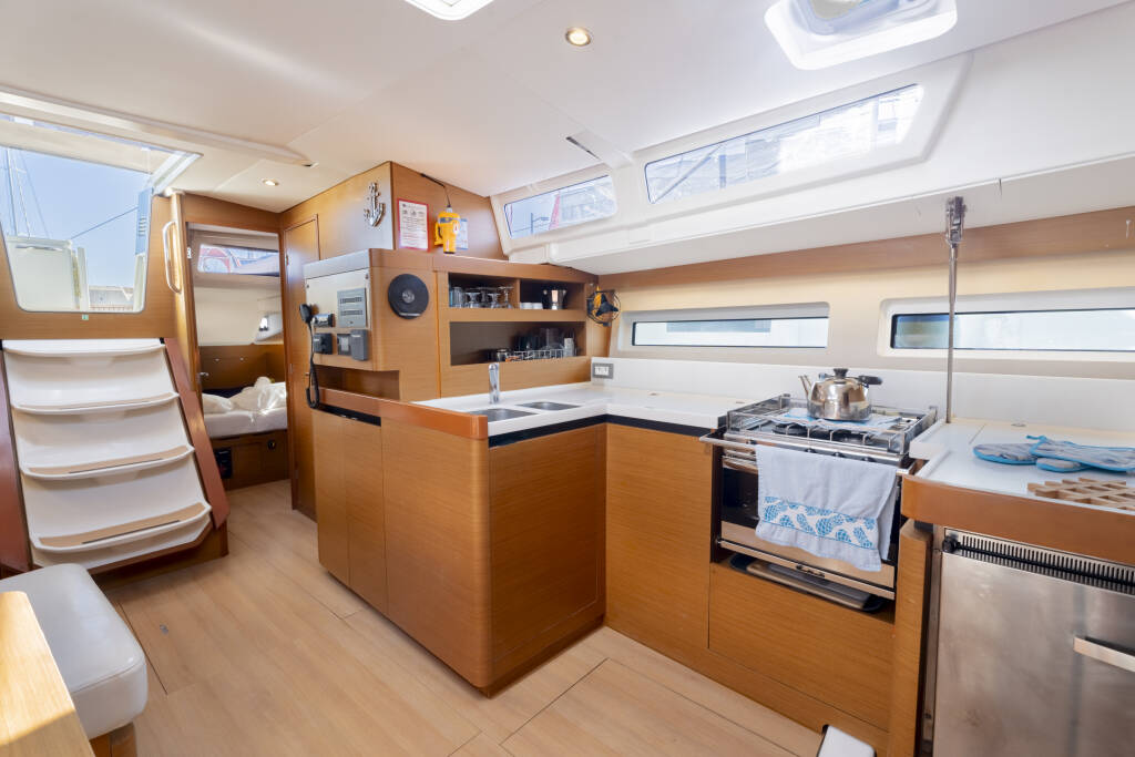 Sun Odyssey 490 4 cabins VITAMIN SEA