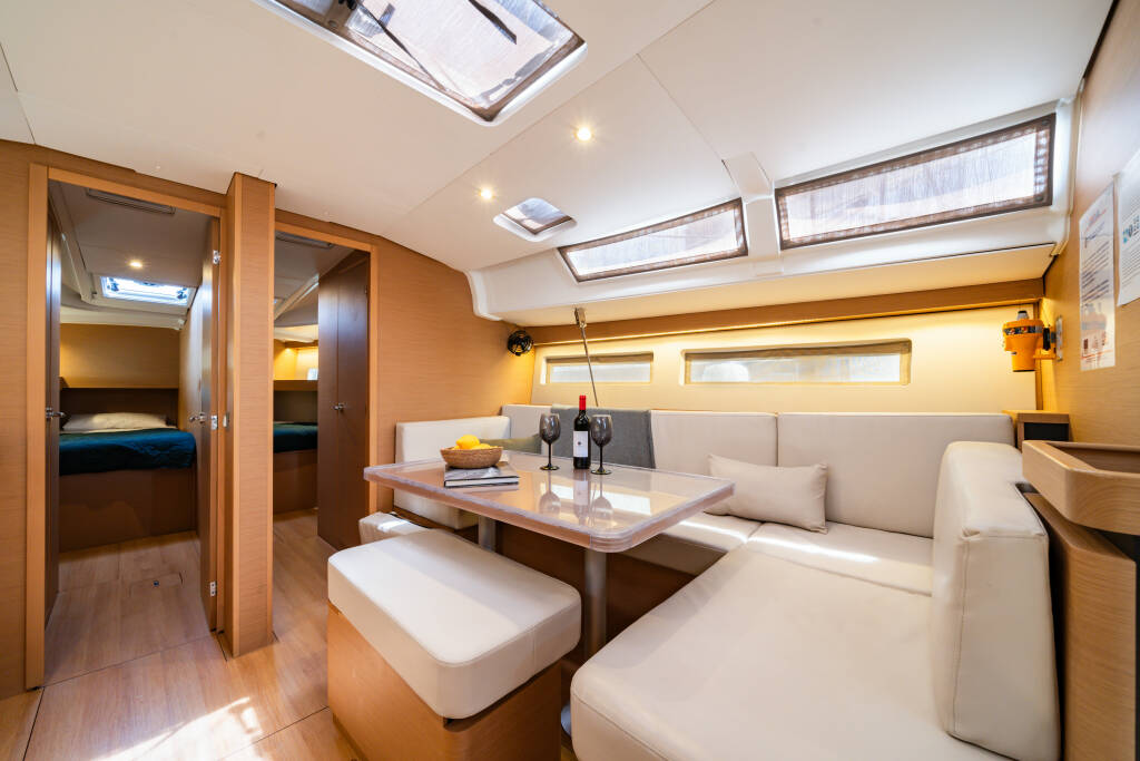 Sun Odyssey 490 4 cabins CALMA