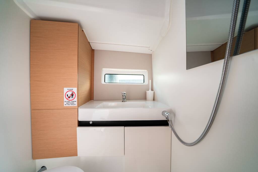 Sun Odyssey 490 4 cabins CALMA