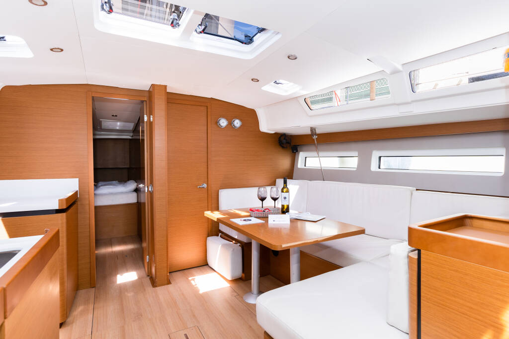 Sun Odyssey 490 4 cabins LYDIA