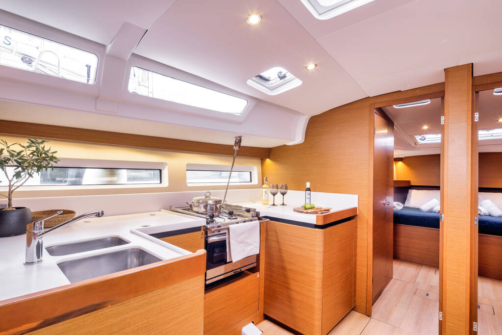 Sun Odyssey 490 4 cabins MARE MIA