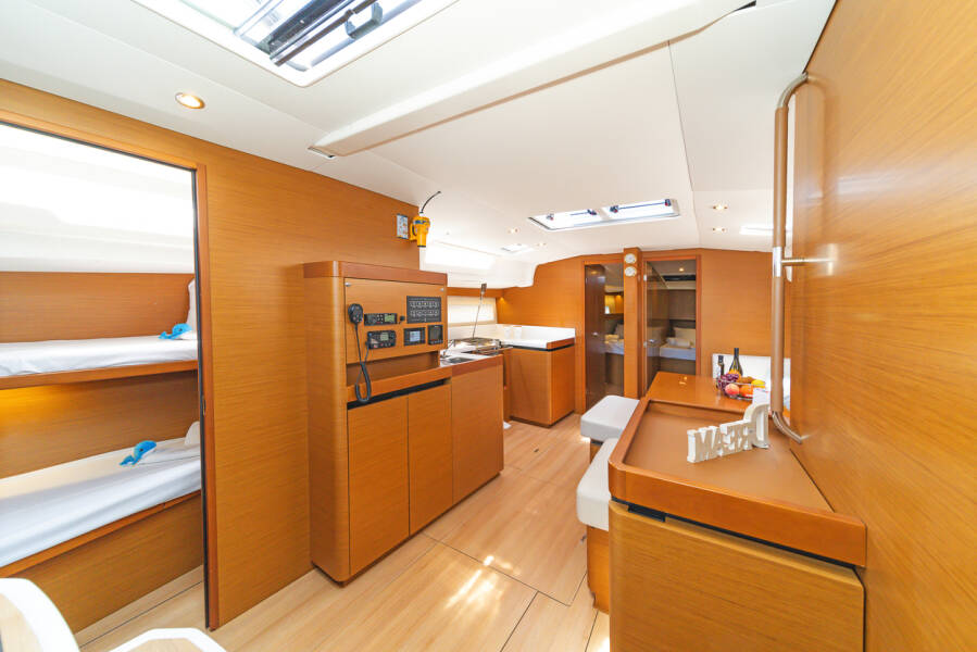 Sun Odyssey 490 Pileas