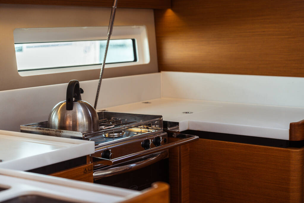 Sun Odyssey 490 Evita