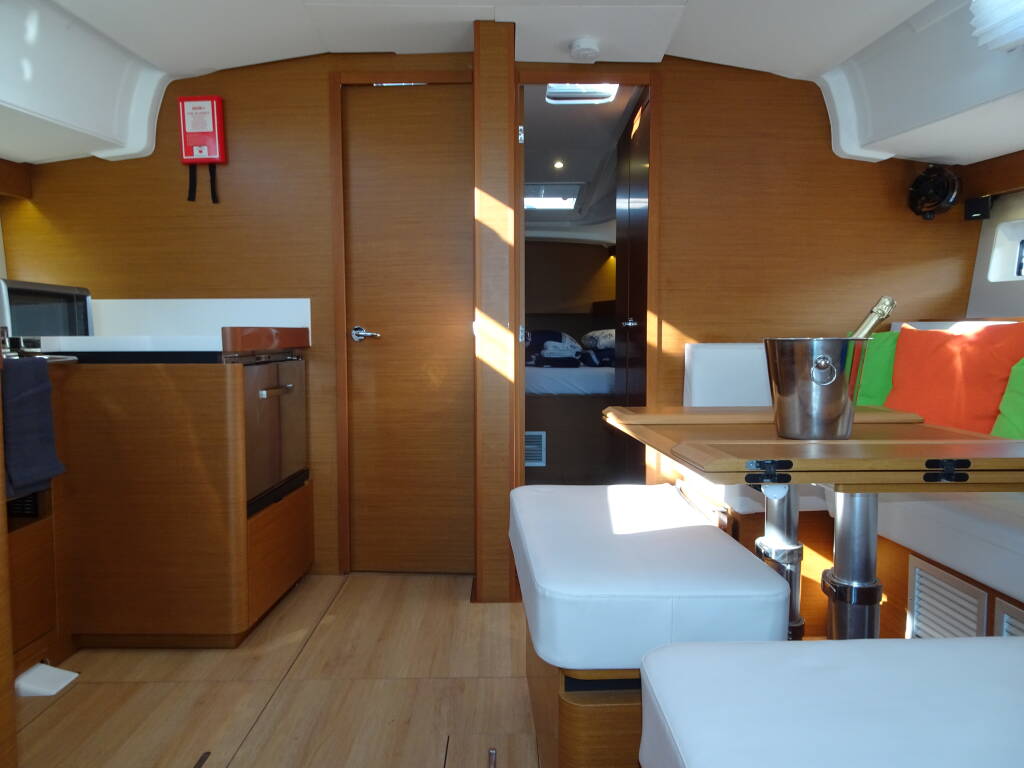 Sun Odyssey 490 DONAR