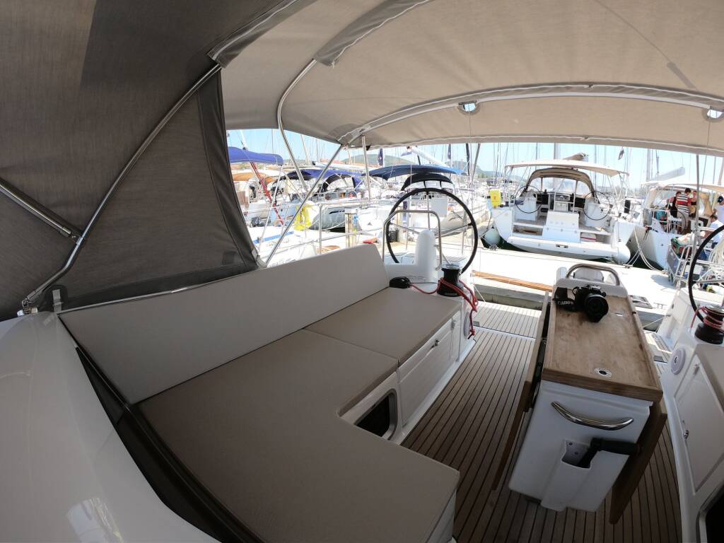 Sun Odyssey 490 