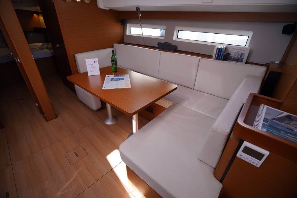 Sun Odyssey 490 Red Marlin