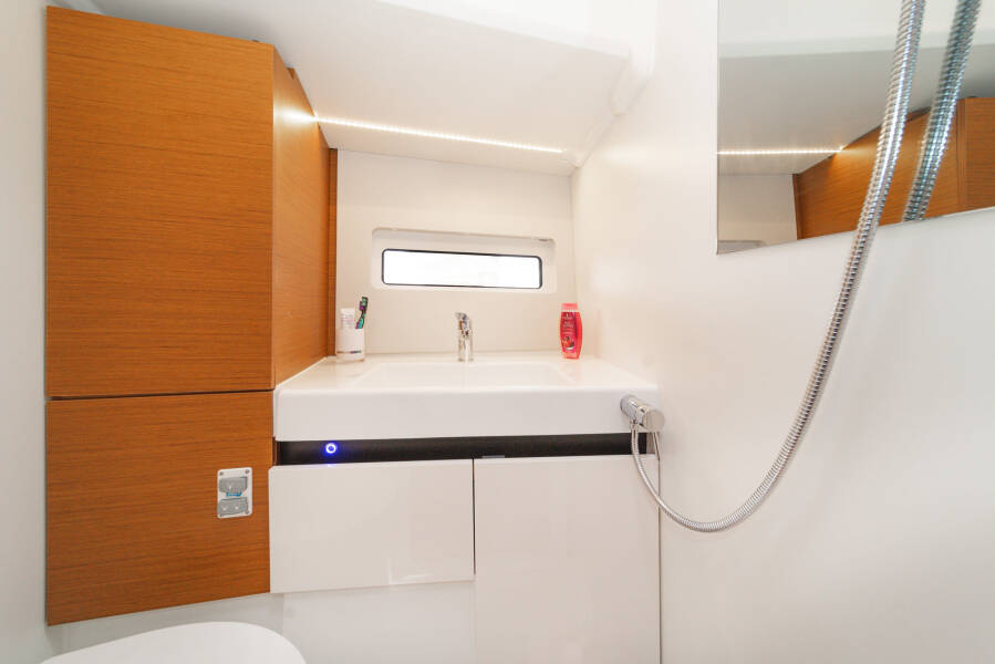 Sun Odyssey 490 First Ride