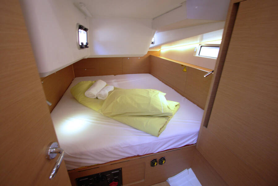 Sun Odyssey 490 Menelaos
