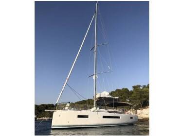 Sun Odyssey 490 • Aqua Fun