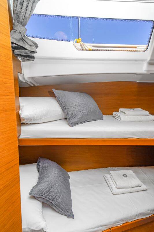 Sun Odyssey 490 Osejava