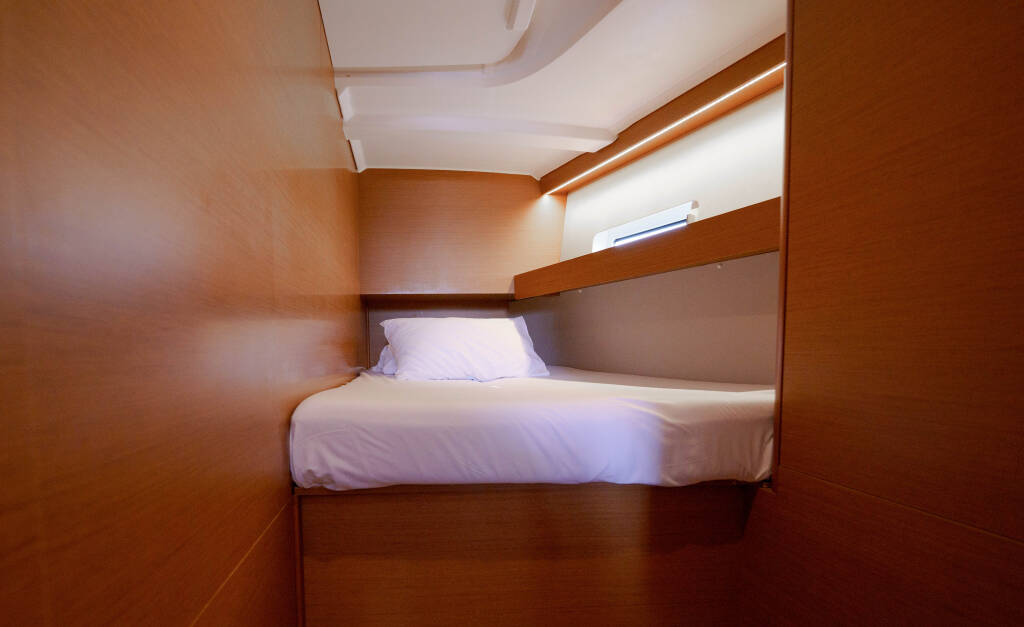 Sun Odyssey 490 Kalm