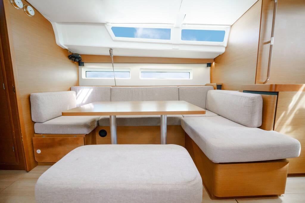 Sun Odyssey 490 Kalm