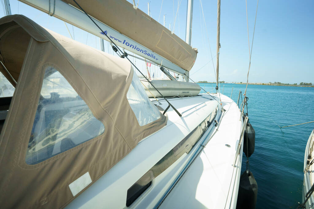 Sun Odyssey 490 Kalm