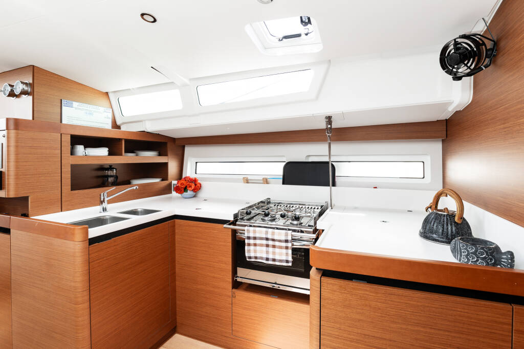 Sun Odyssey 490 PNOE
