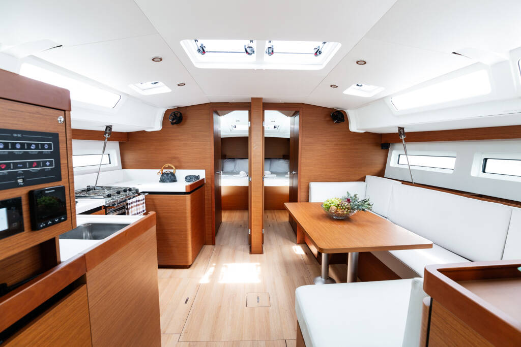 Sun Odyssey 490 PNOE