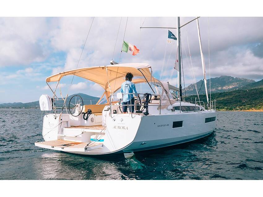 Sun Odyssey 490 Aurora