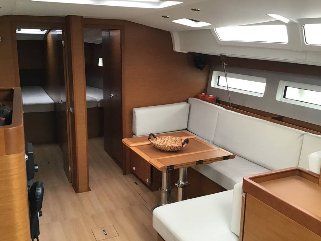 Sun Odyssey 490 Helia