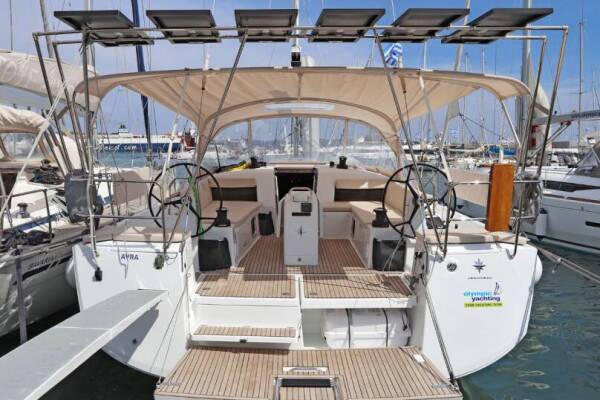 Sun Odyssey 490 • Avra