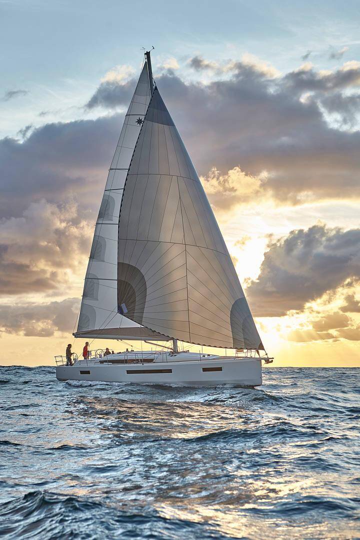 Sun Odyssey 490 Alboran Vino Blanco