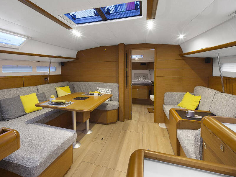 Sun Odyssey 519 Alboran Champagne (Radazul)