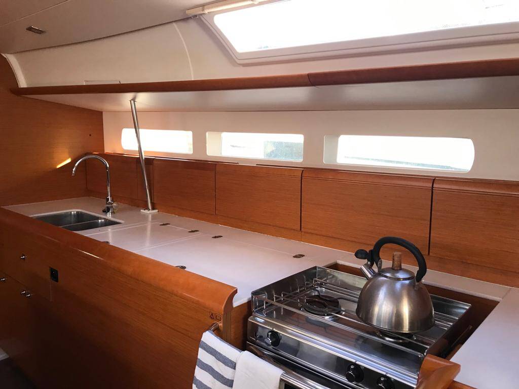 Sun Odyssey 519 Alboran Bourbon (Majorca)