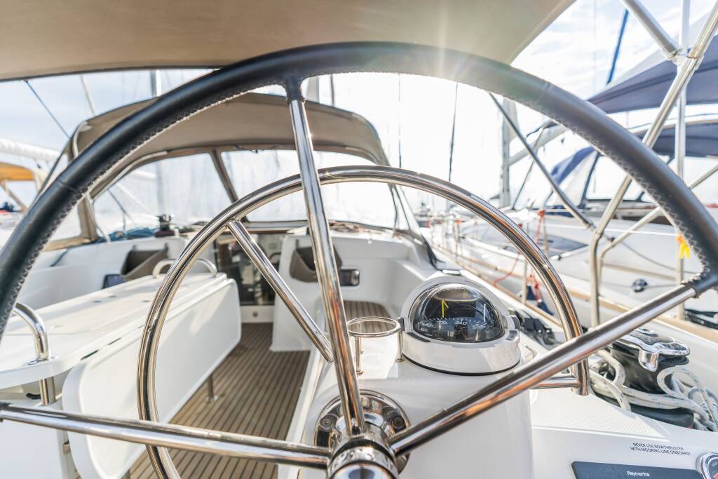 Sun Odyssey 519  PERRO BLANCO